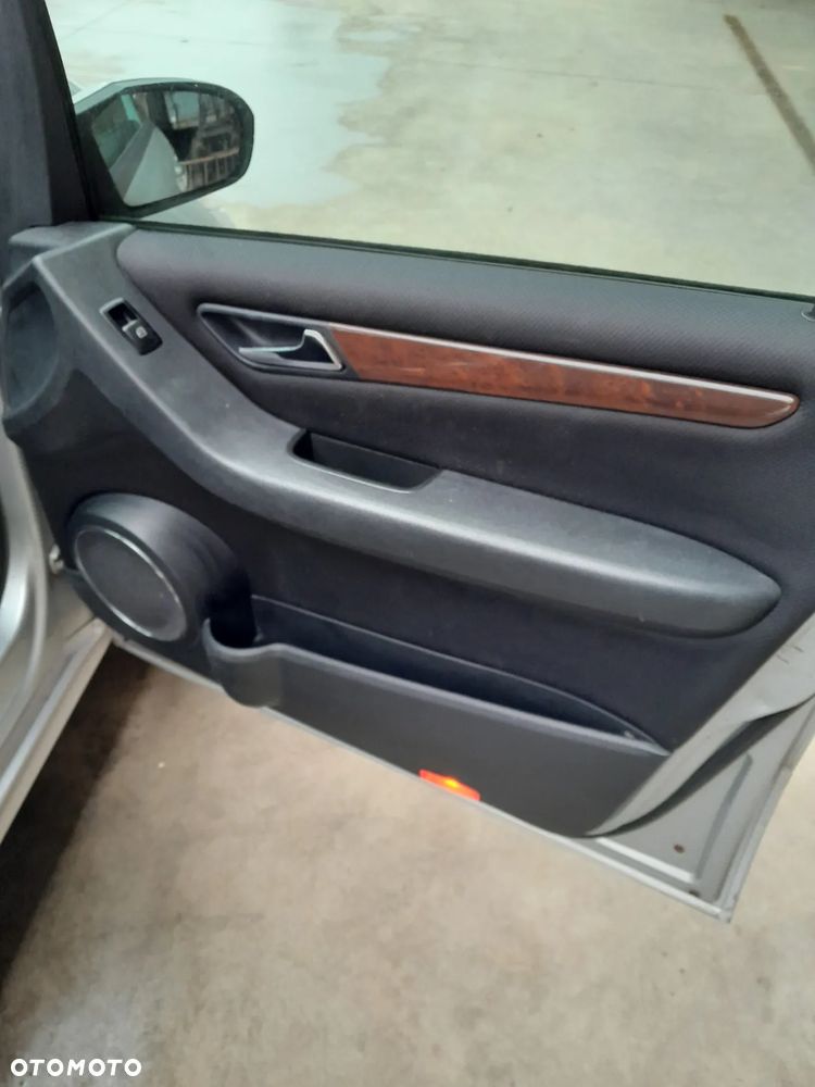 Mercedes-Benz Klasa A 180 CDI Elegance First - 12