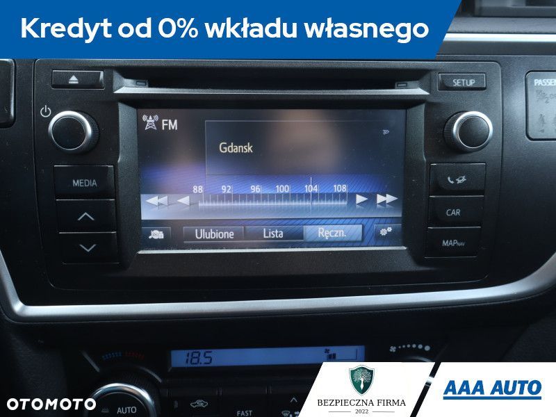 Toyota Auris - 14