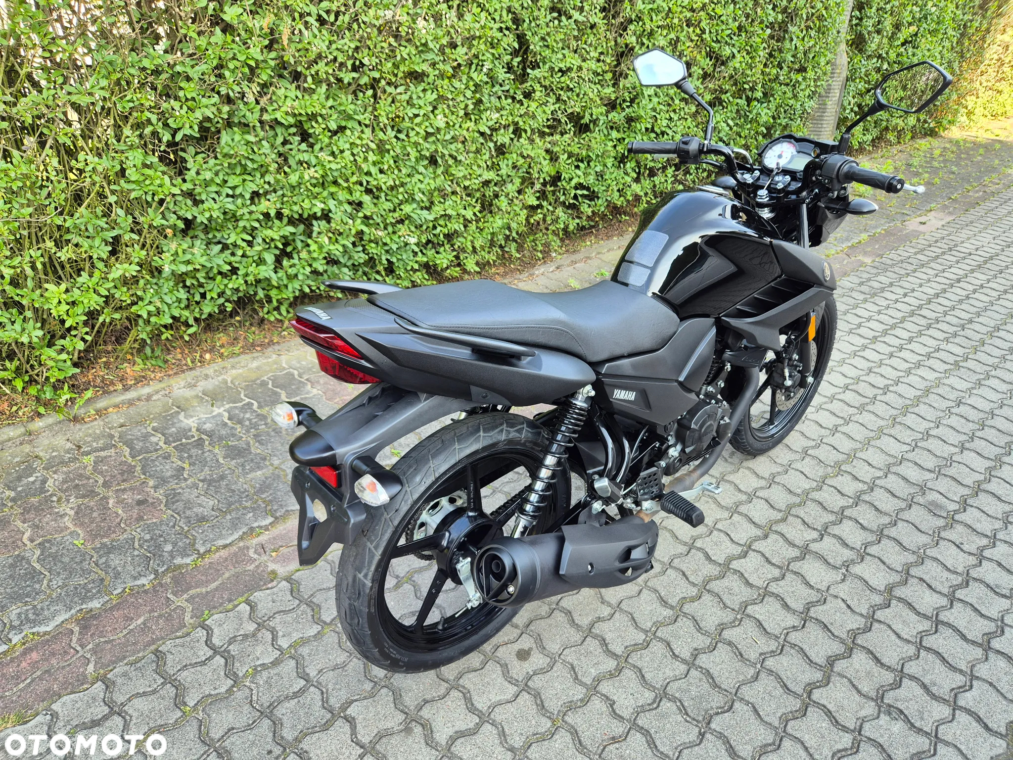 Yamaha YS - 17