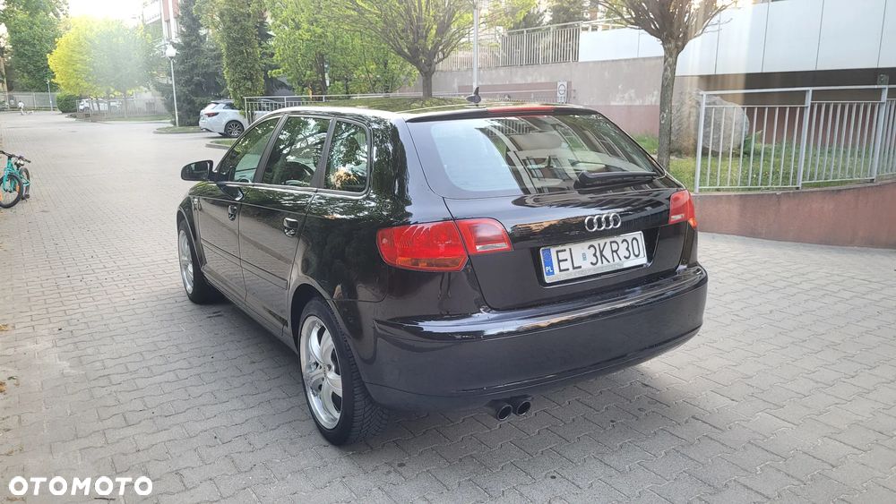Audi A3 Sportback 2.0 FSI Attraction Tiptr - 9