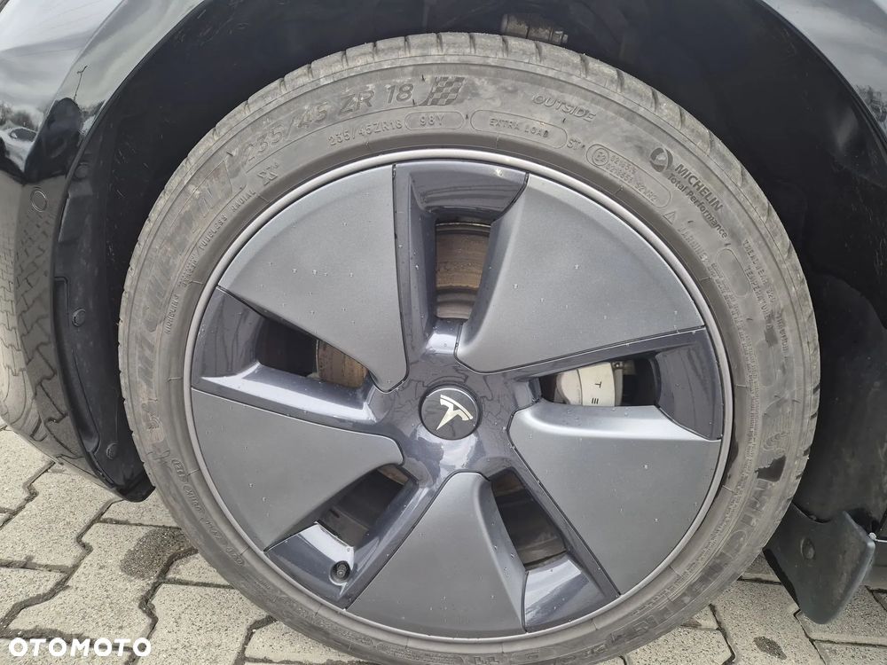 Tesla Model 3 Long Range AWD - 15