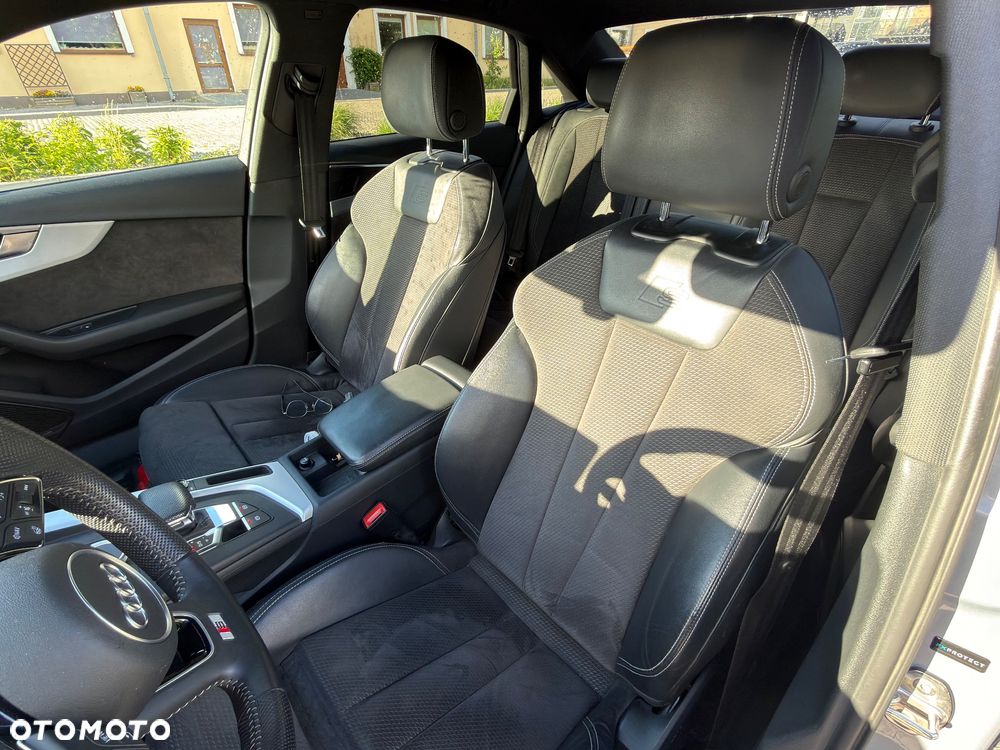 Audi A4 Limousine 45 TFSI Quattro S tronic - 10
