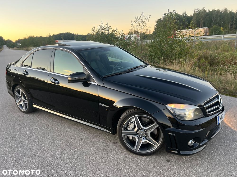Mercedes-Benz Klasa C 63 AMG T 7G-TRONIC - 3