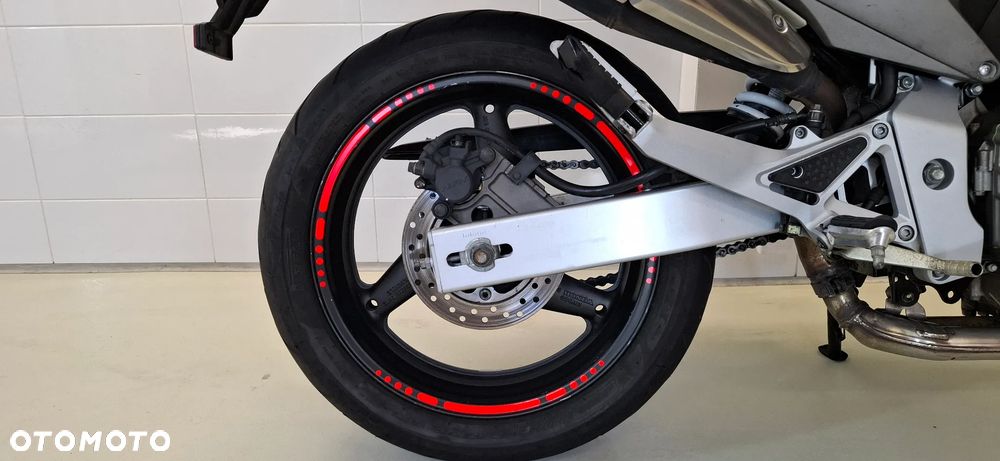 Honda Hornet - 12