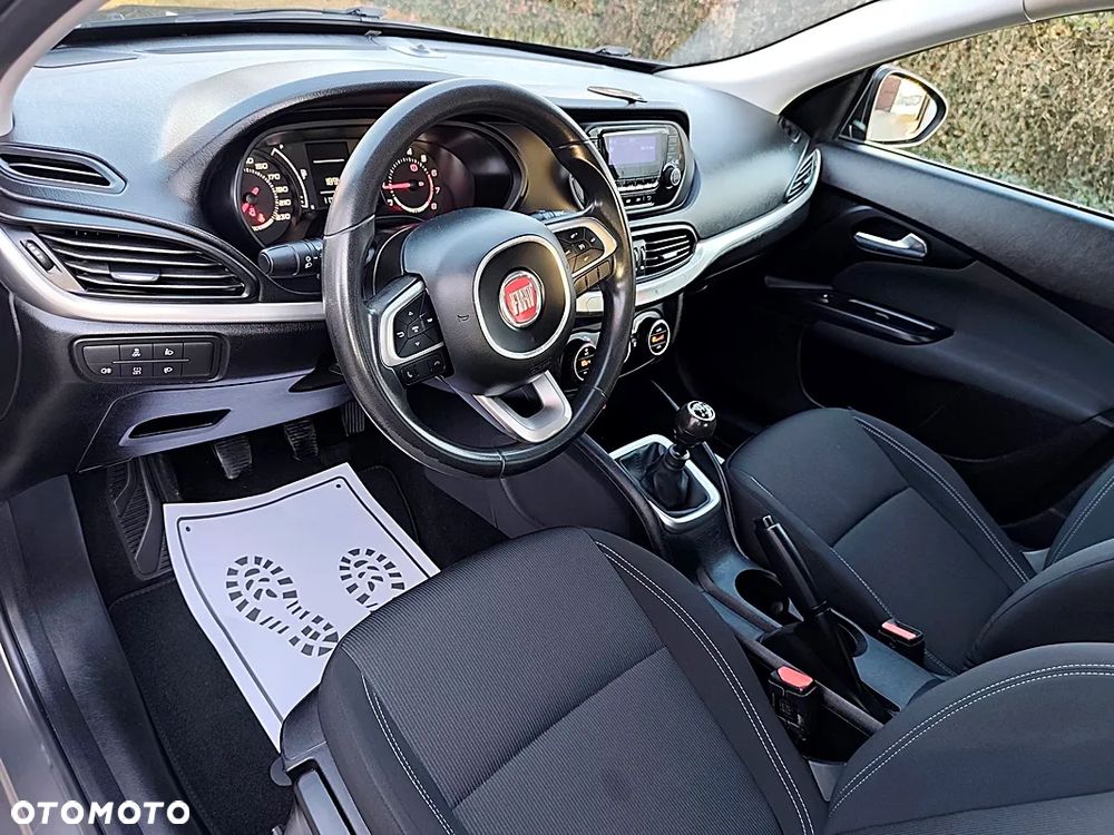 Fiat Tipo 1.4 16V More - 10