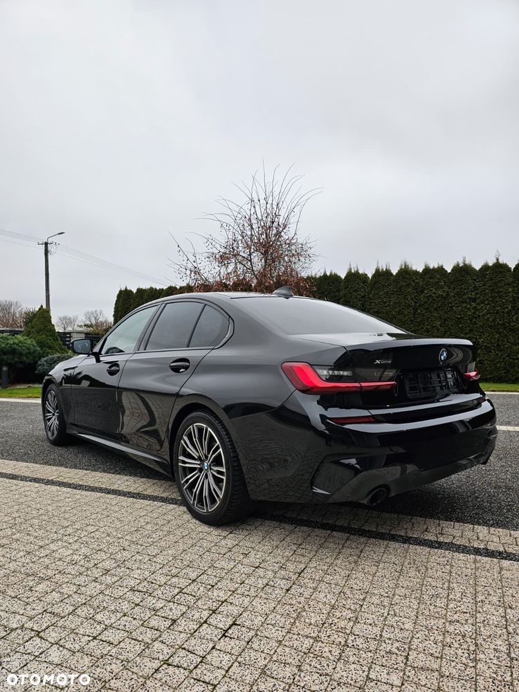 BMW Seria 3 320d xDrive M Sport Sport - 4