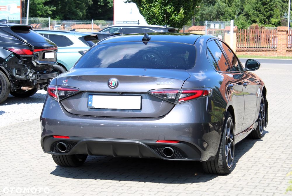 Alfa Romeo Giulia 2.0 Turbo Veloce Q4 - 4