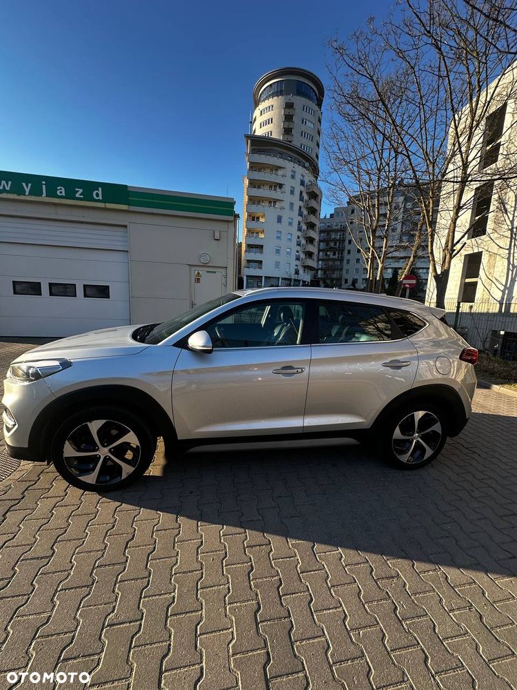 Hyundai Tucson 1.7 CRDI BlueDrive Comfort 2WD - 5