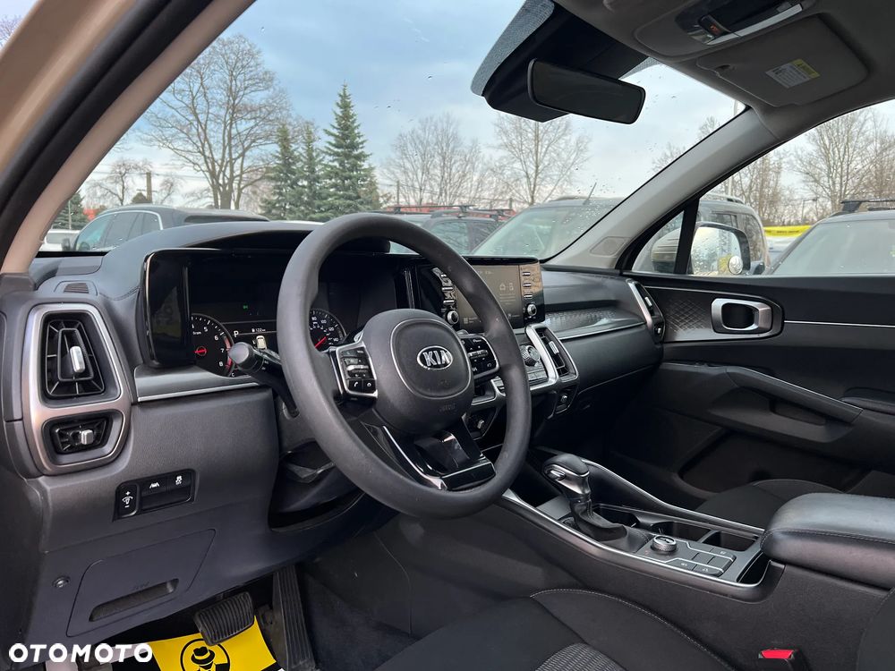 Kia Sorento - 17