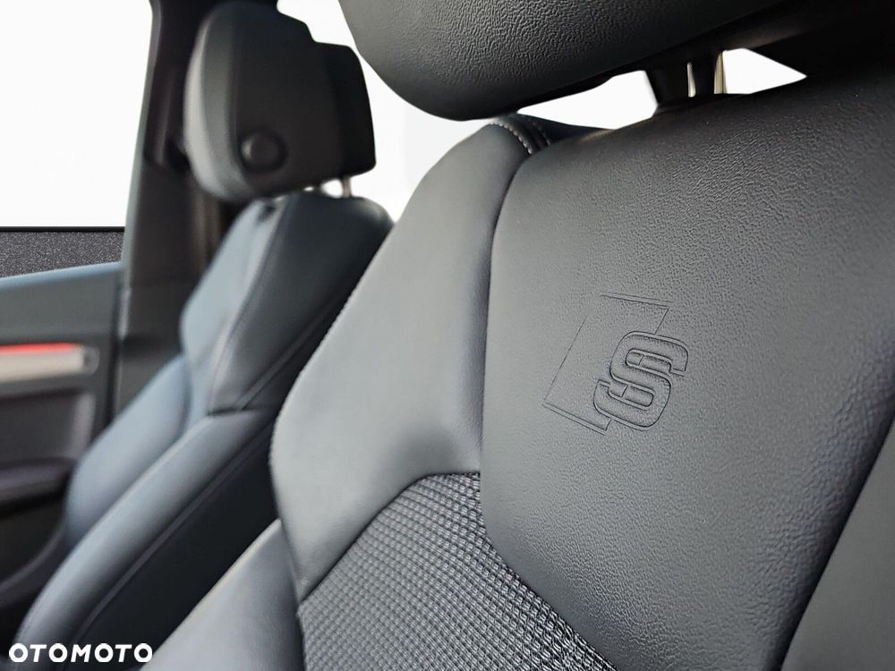 Audi Q5 Sportback - 13