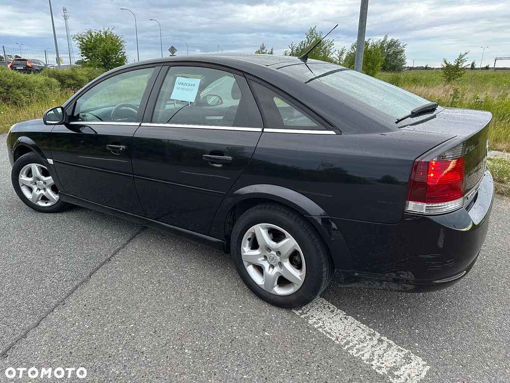 Opel Vectra 1.9 CDTI Cosmo - 4