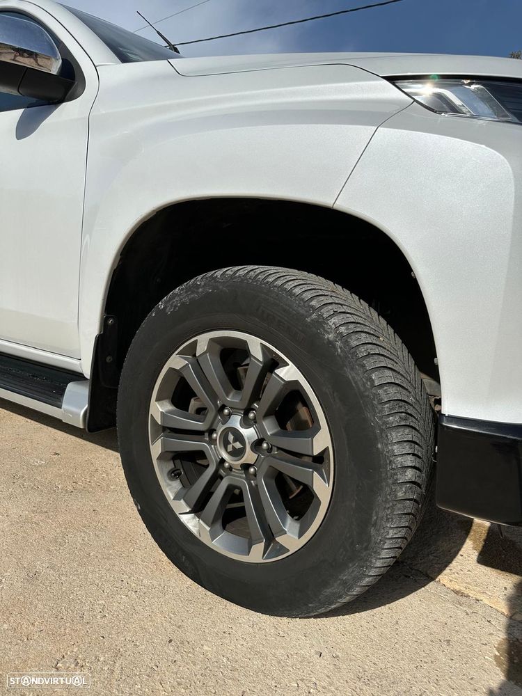 Mitsubishi L200 2.3 DI-D Strakar Space Cab 1st Edition AT 4WD - 13