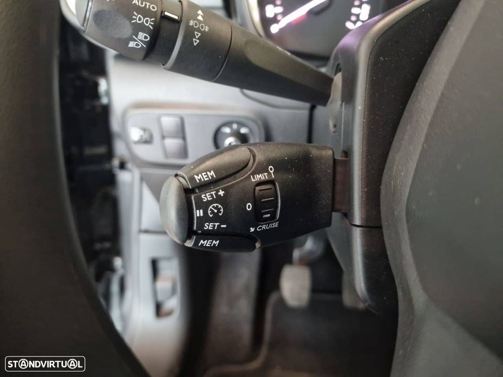 Citroën C3 1.2 PureTech Plus - 23