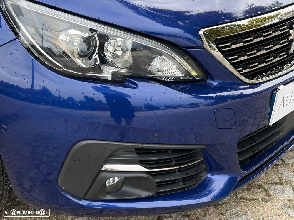 Peugeot 308 PureTech 130 GPF EAT8 Stop & Start Tech Edition - 12