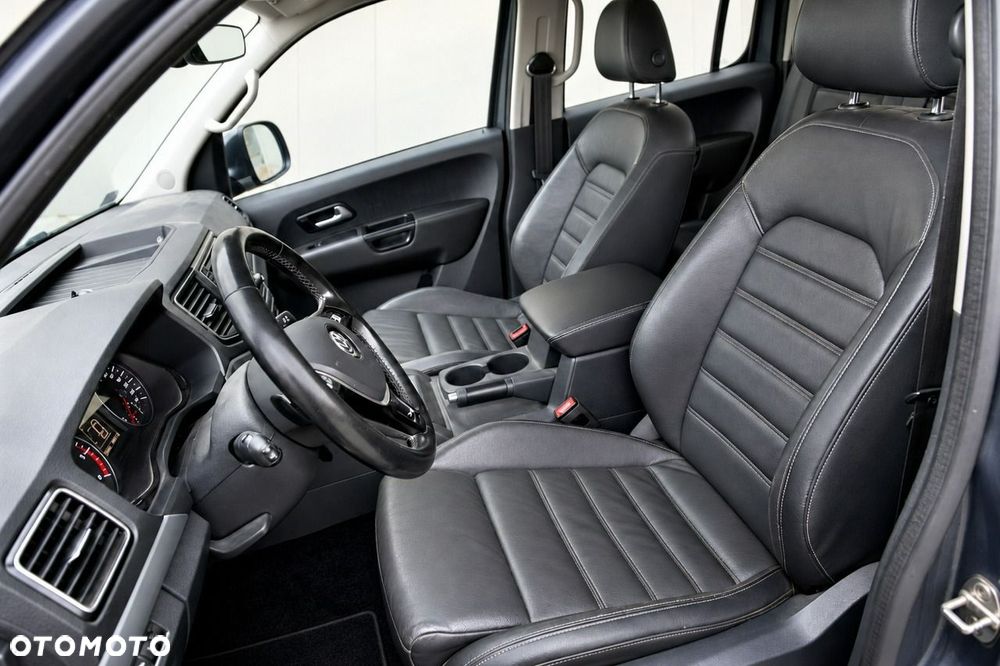 Volkswagen Amarok - 20