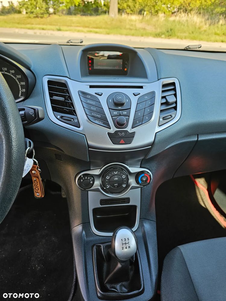 Ford Fiesta 1.4 Platinium X - 8
