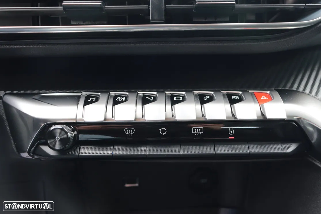 Peugeot 3008 PureTech 130 Stop & Start GPF EAT8 Active - 17