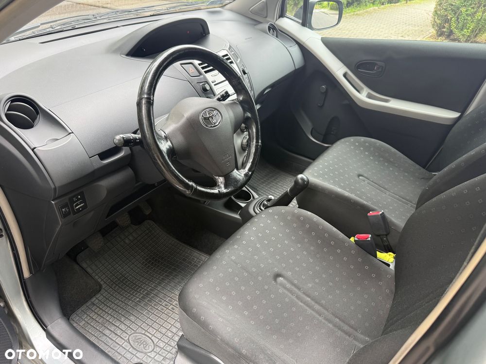 Toyota Yaris 1.4 D-4D Luna - 12