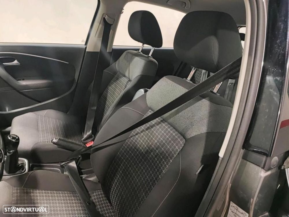 VW Polo 1.4 TDi Confortline - 4