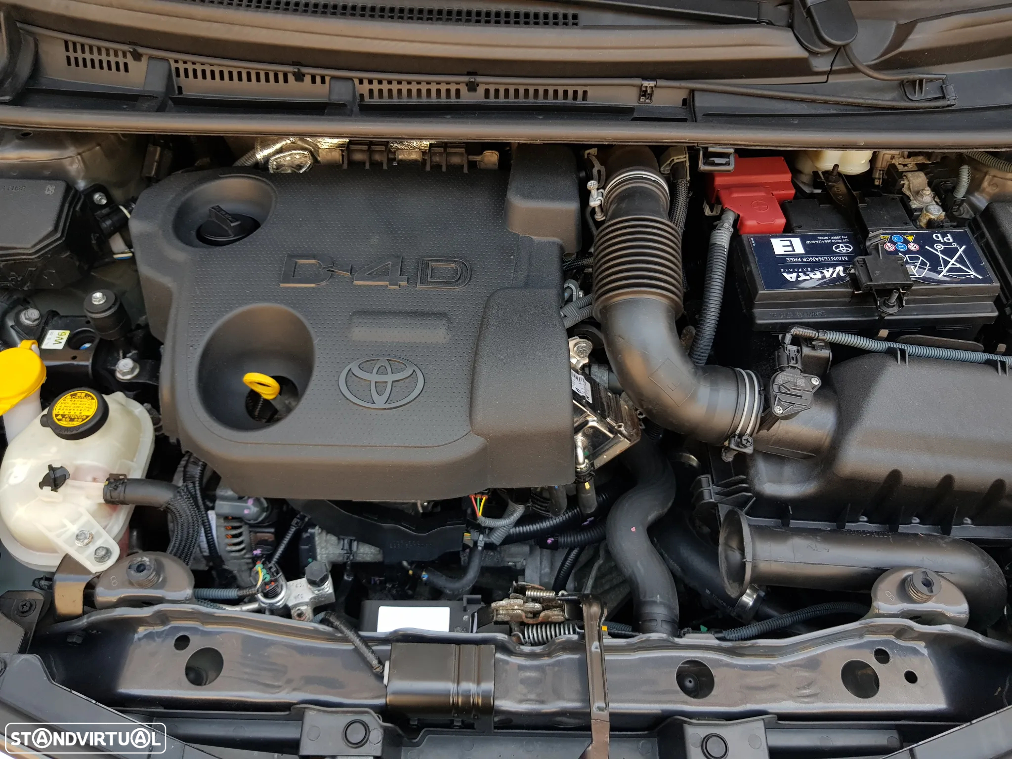 Toyota Yaris 1.4 D-4D Comfort+P.Style - 25