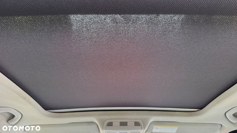 Volkswagen Passat 2.0 TDI BlueMotion Technology Comfortline - 14