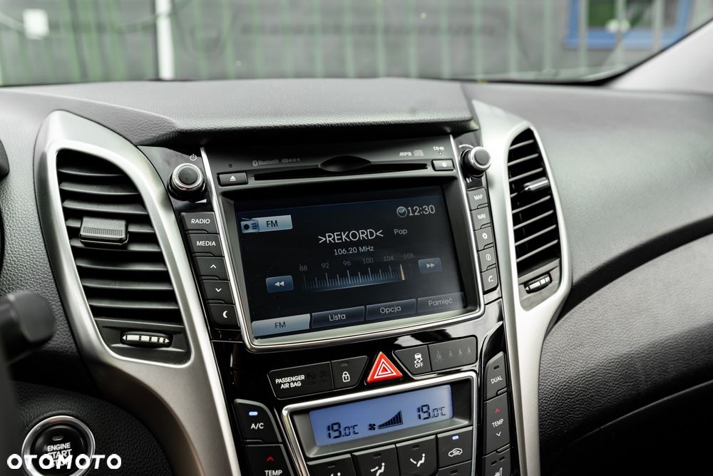 Hyundai i30 blue 1.6 GDI DCT Premium - 34