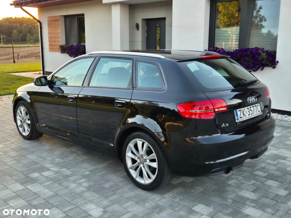 Audi A3 Sportback - 3