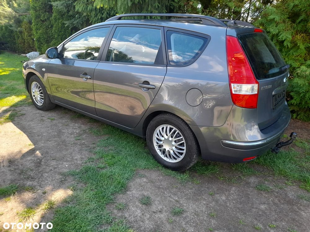 Hyundai i30 1.6 Classic + - 5