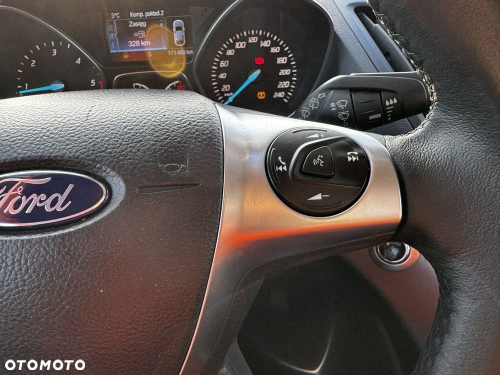 Ford Kuga 2.0 TDCi 4x2 Titanium - 18