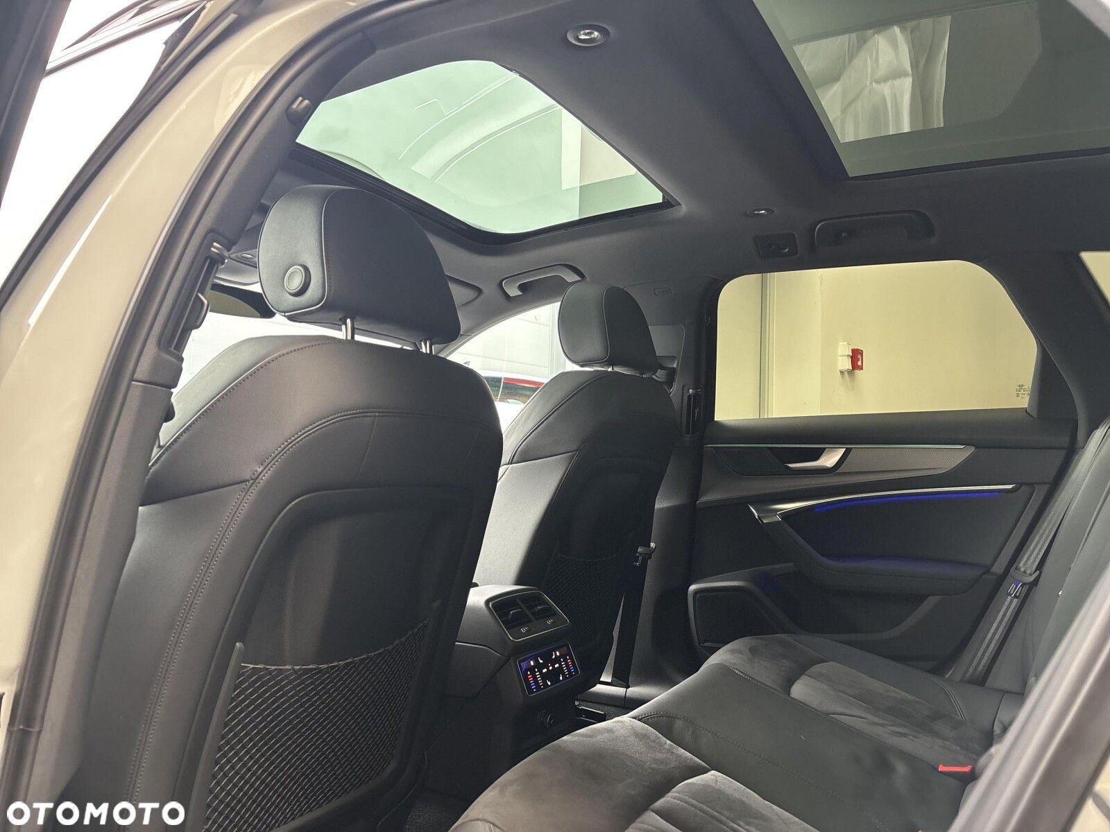 Audi A6 Allroad - 34
