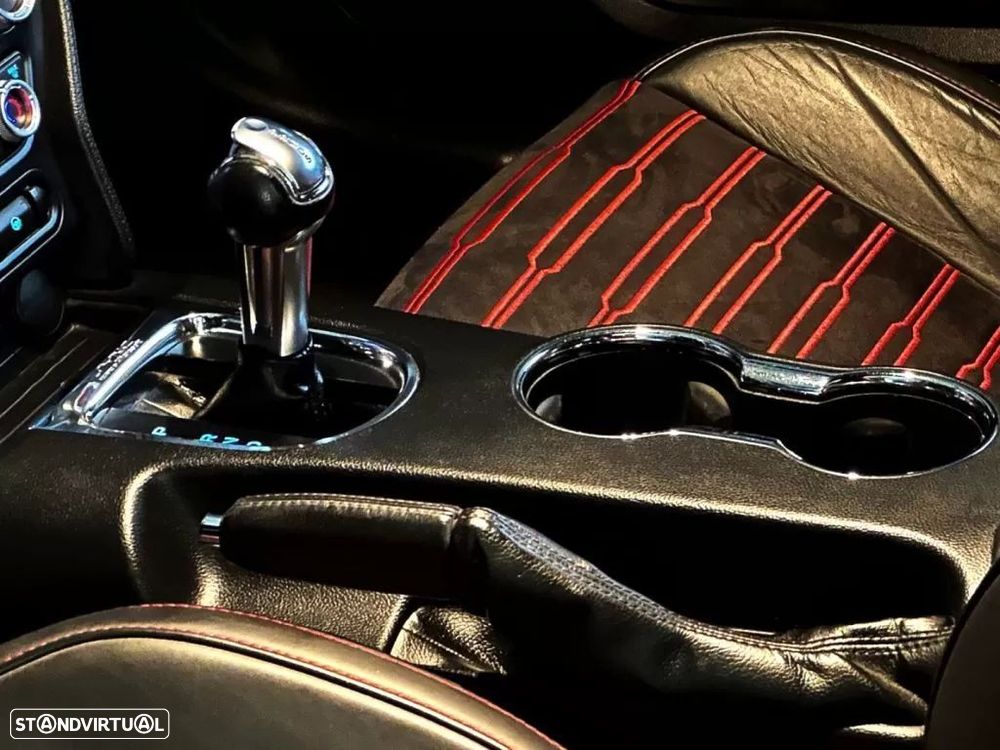 Ford Mustang - 27
