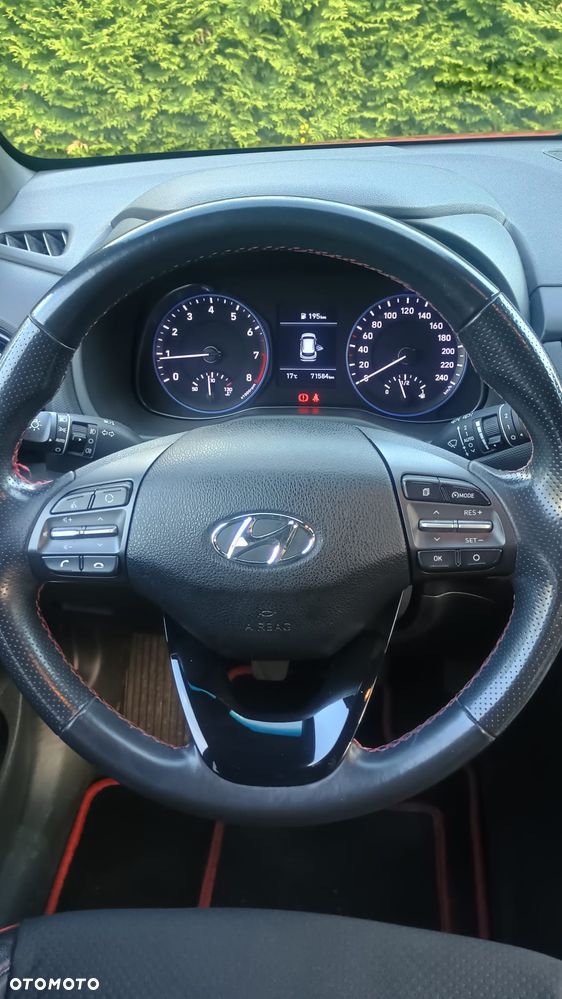 Hyundai Kona - 14