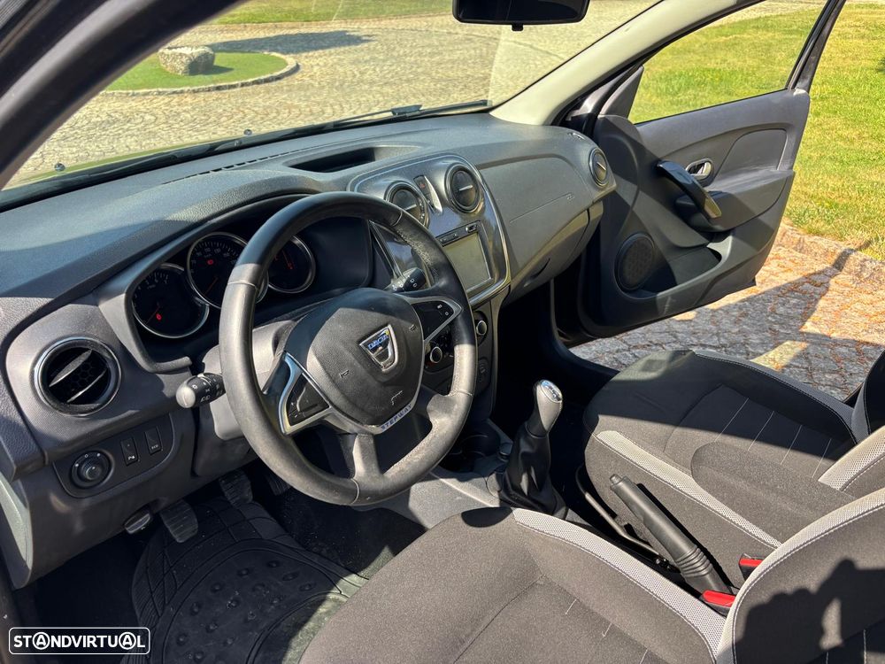 Dacia Sandero 1.5 dCi Stepway 105g - 9