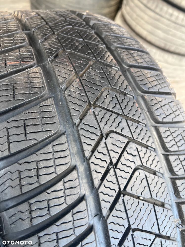 Opony zimowe RSC  255/35R19 225/40R19 Pirelli Sottozero 3 RSC - 5