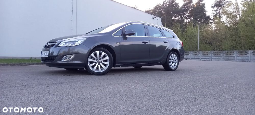 Opel Astra 1.7 CDTI DPF Cosmo - 37