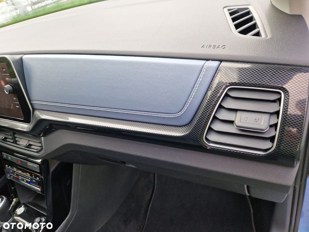 Volkswagen T-Cross - 28