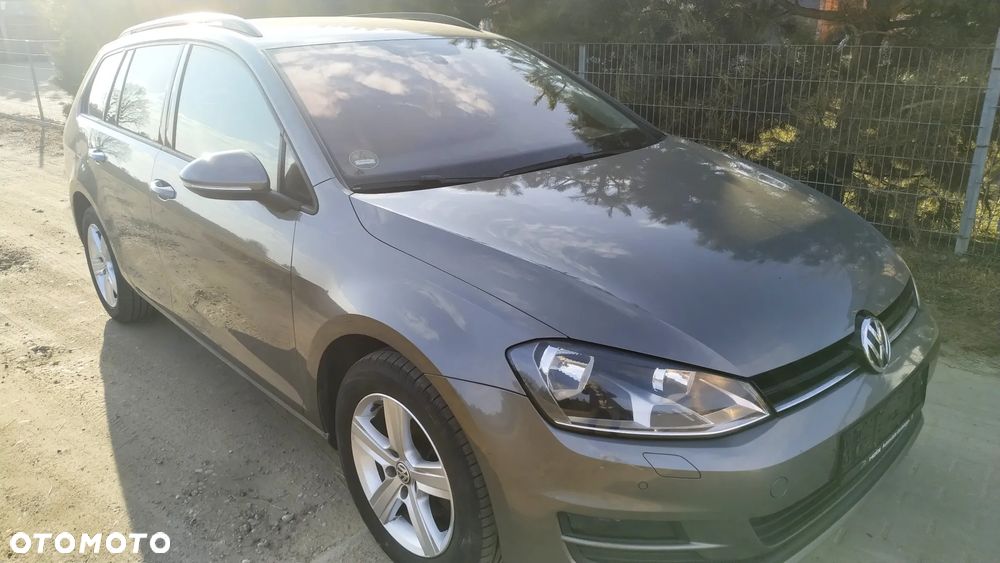 Volkswagen Golf 1.6 TDI BlueMotion Comfortline - 3