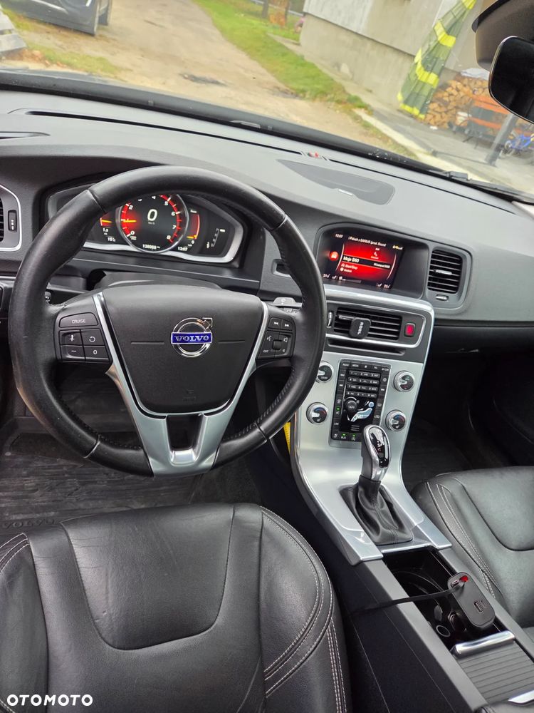 Volvo S60 T5 Geartronic RDesign - 9