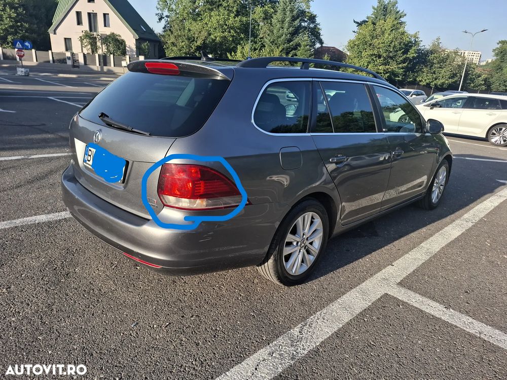 Volkswagen Golf - 10