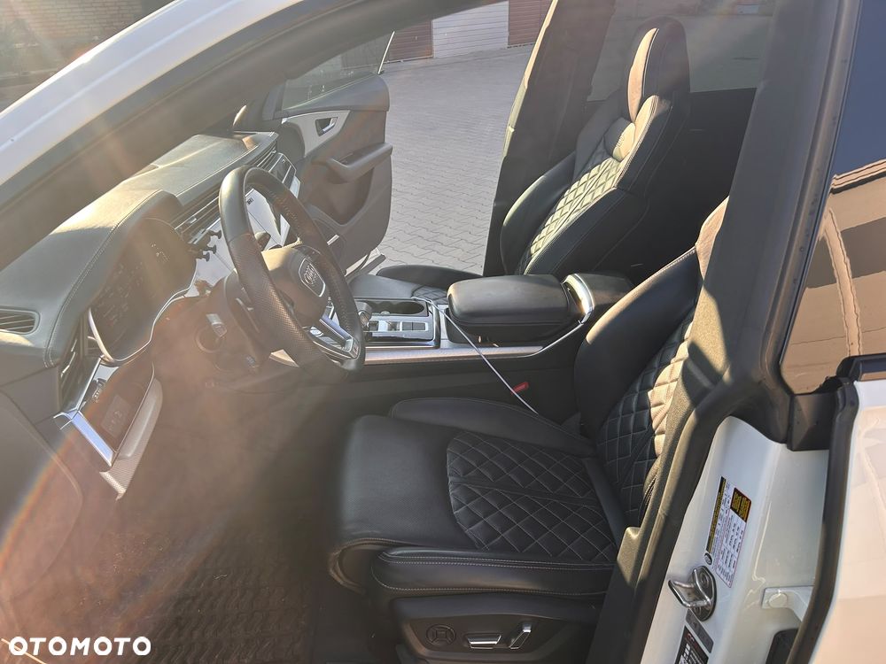 Audi SQ8 TFSI quattro tiptronic - 19
