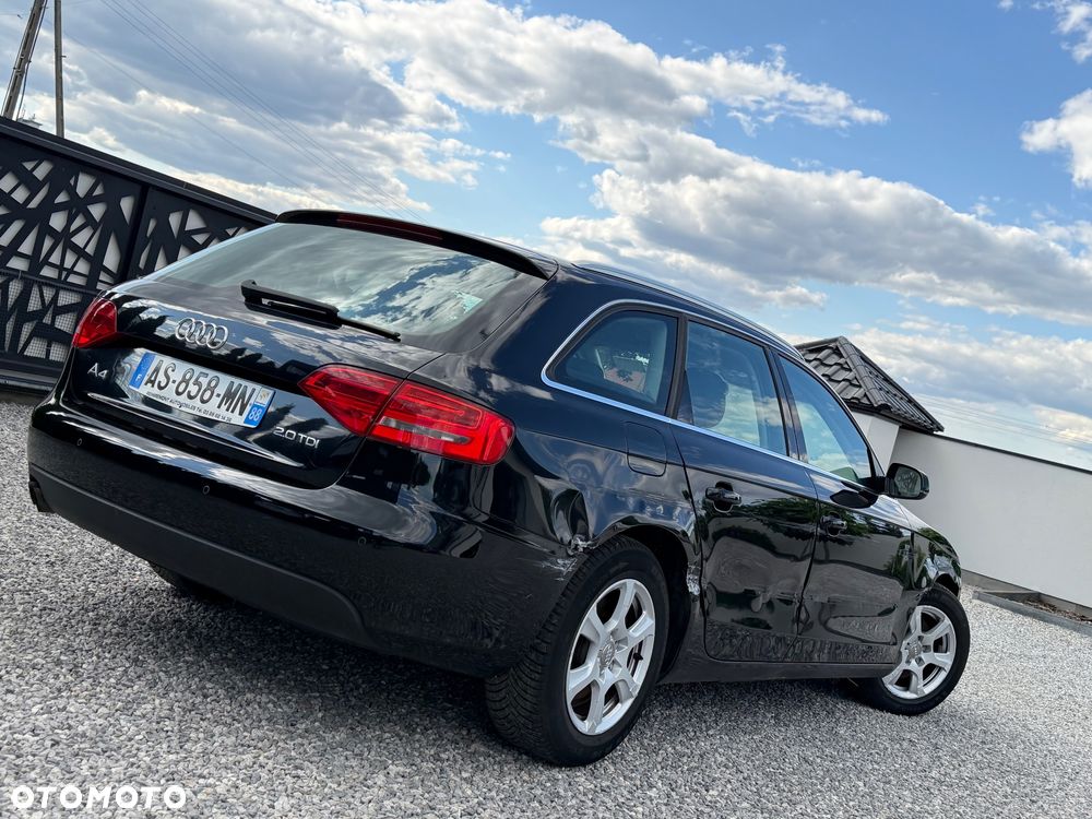 Audi A4 Avant 2.0 TDI DPF Ambiente - 13