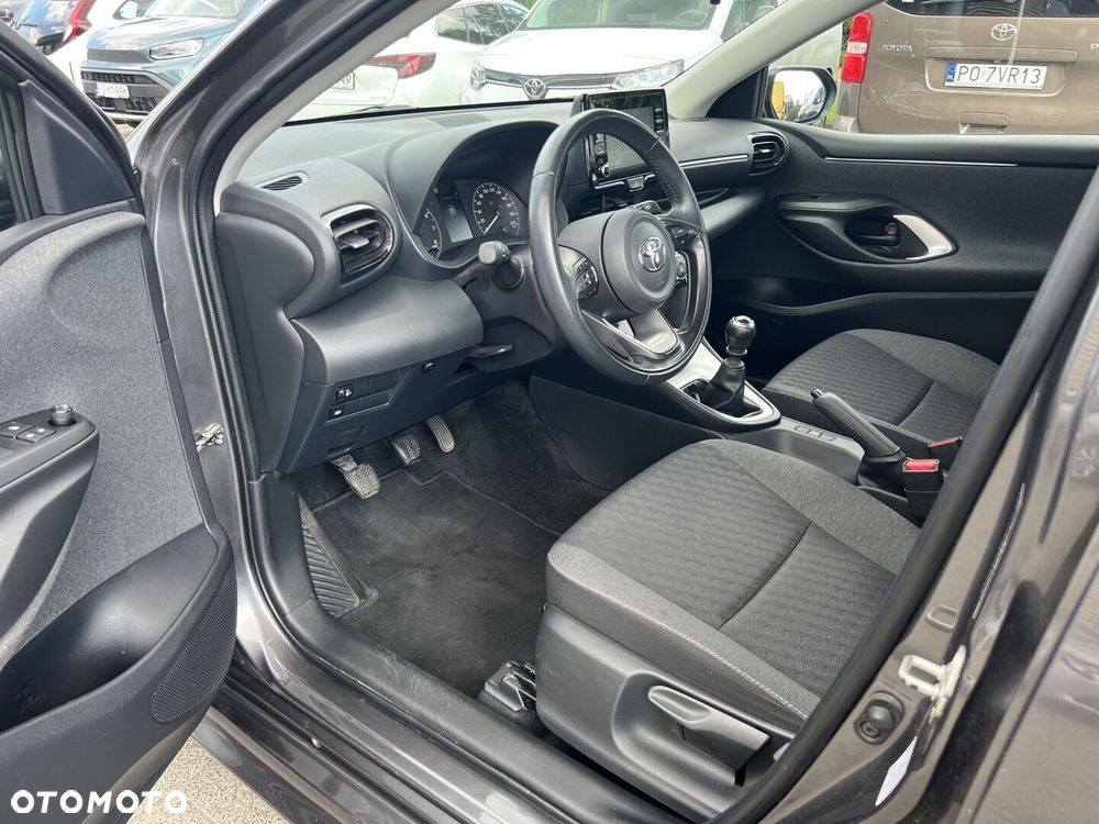 Toyota Yaris - 14