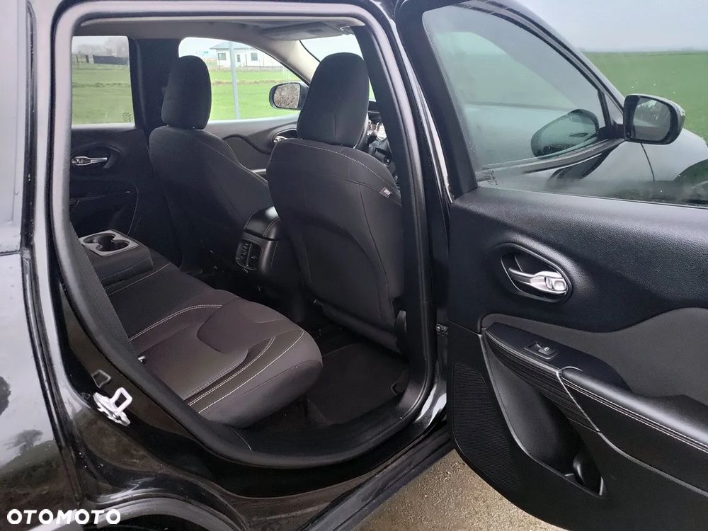 Jeep Cherokee 3.2 V6 Pentastar Active Drive I Automatik Limited - 24