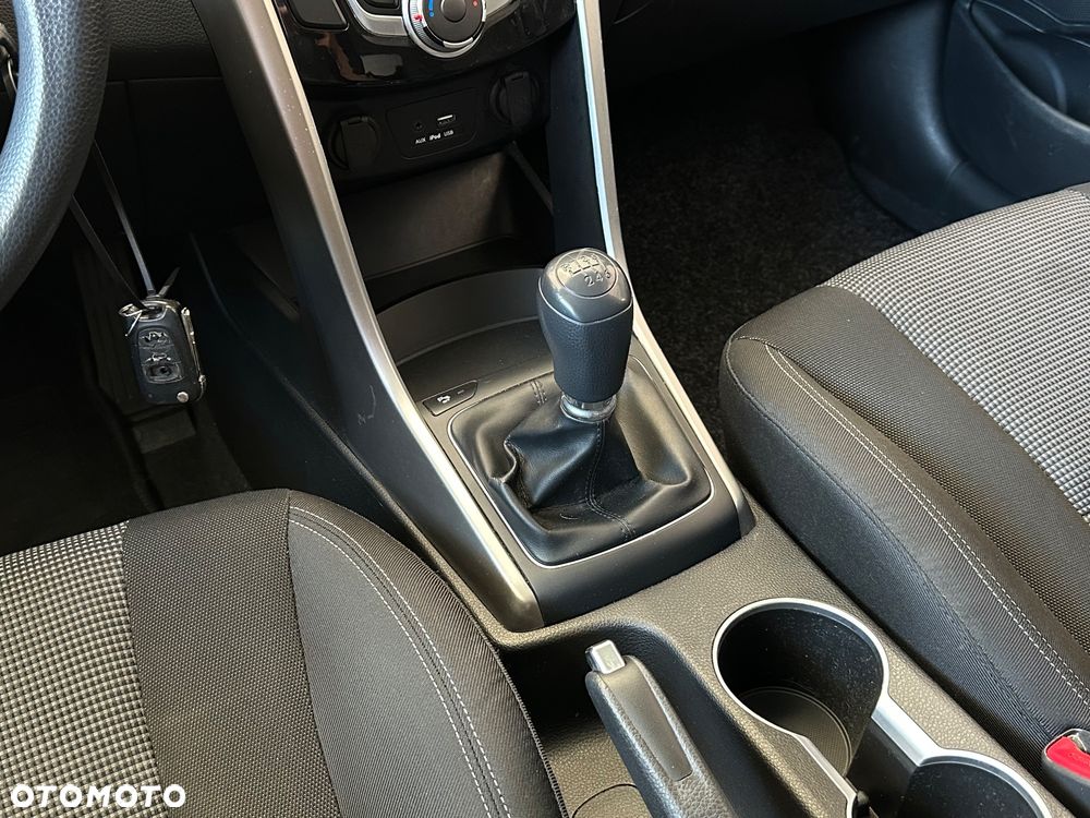 Hyundai i30 1.6 CRDi BlueDrive Comfort - 29