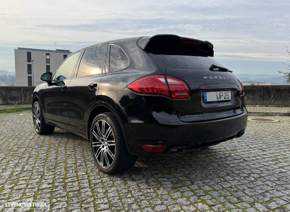 Porsche Cayenne Tiptronic S - 15