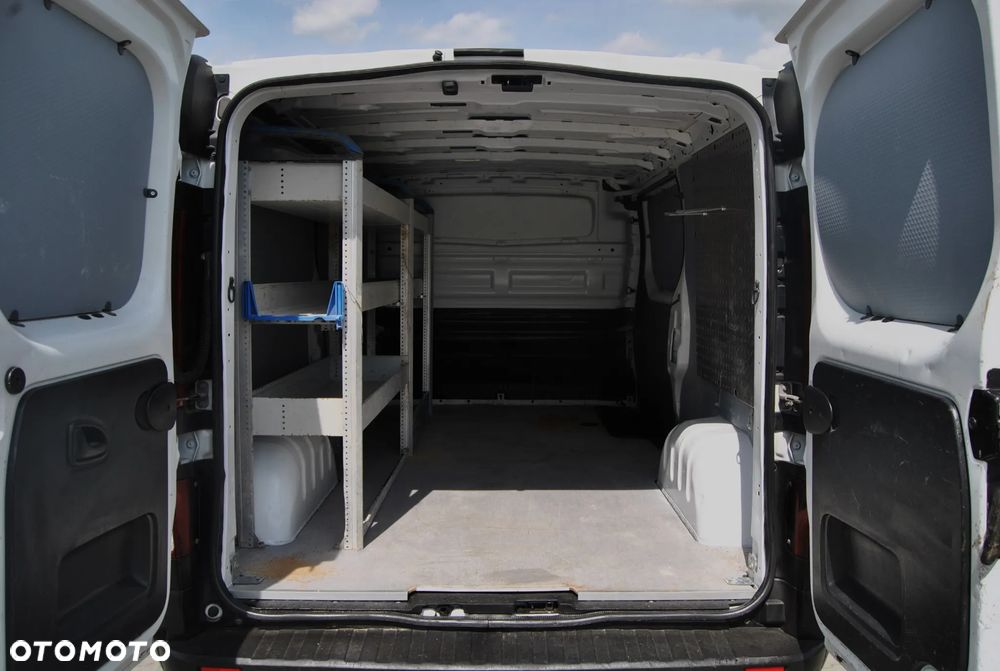 Renault Trafic - 9