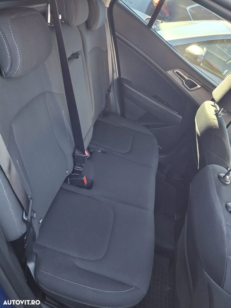 Kia Sportage 1.6 T-GDI 6MT 4x2 Urban - 24