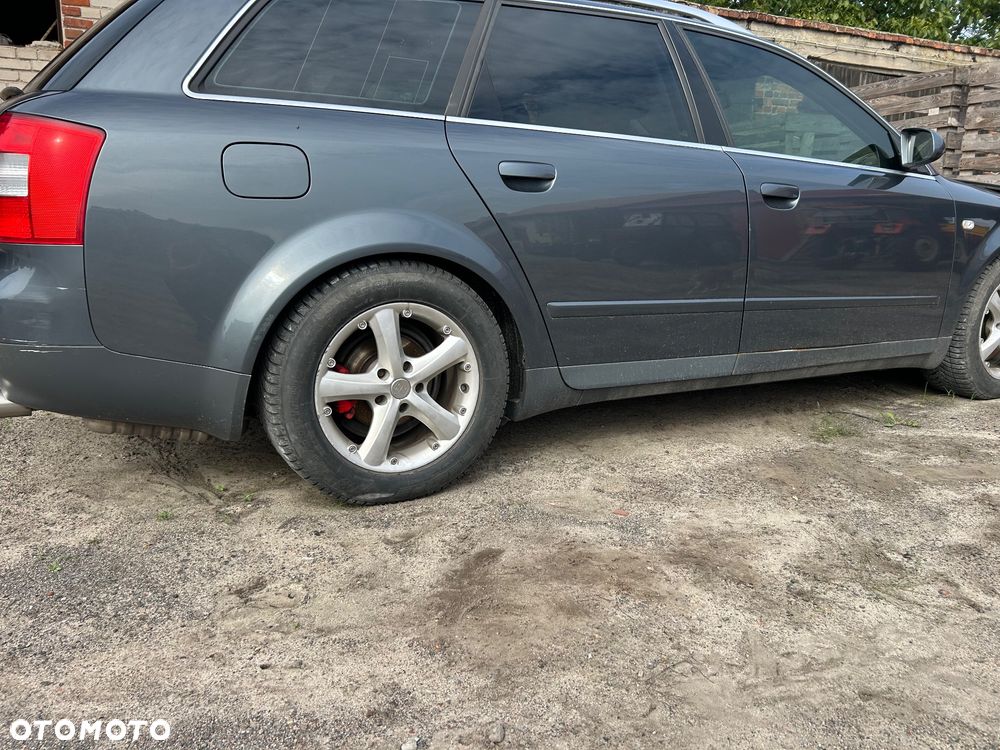 Audi A4 Avant - 13