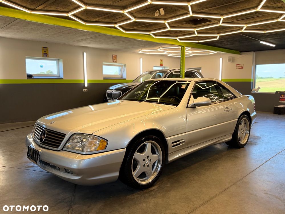 Mercedes-Benz SL - 1