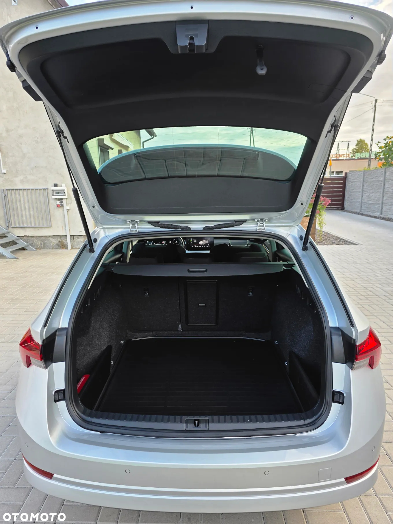 Skoda Octavia 2.0 TDI Essence DSG - 20